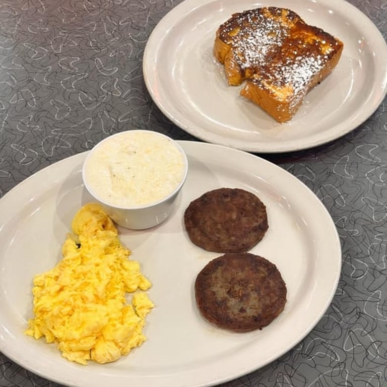 Delicious Dinner Options at Our Diner