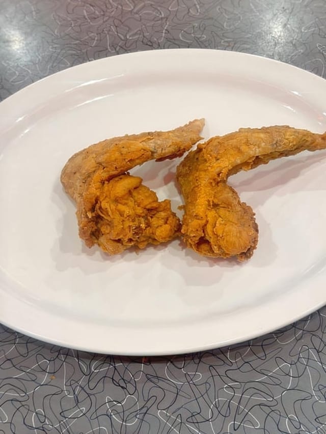 2 Wing.